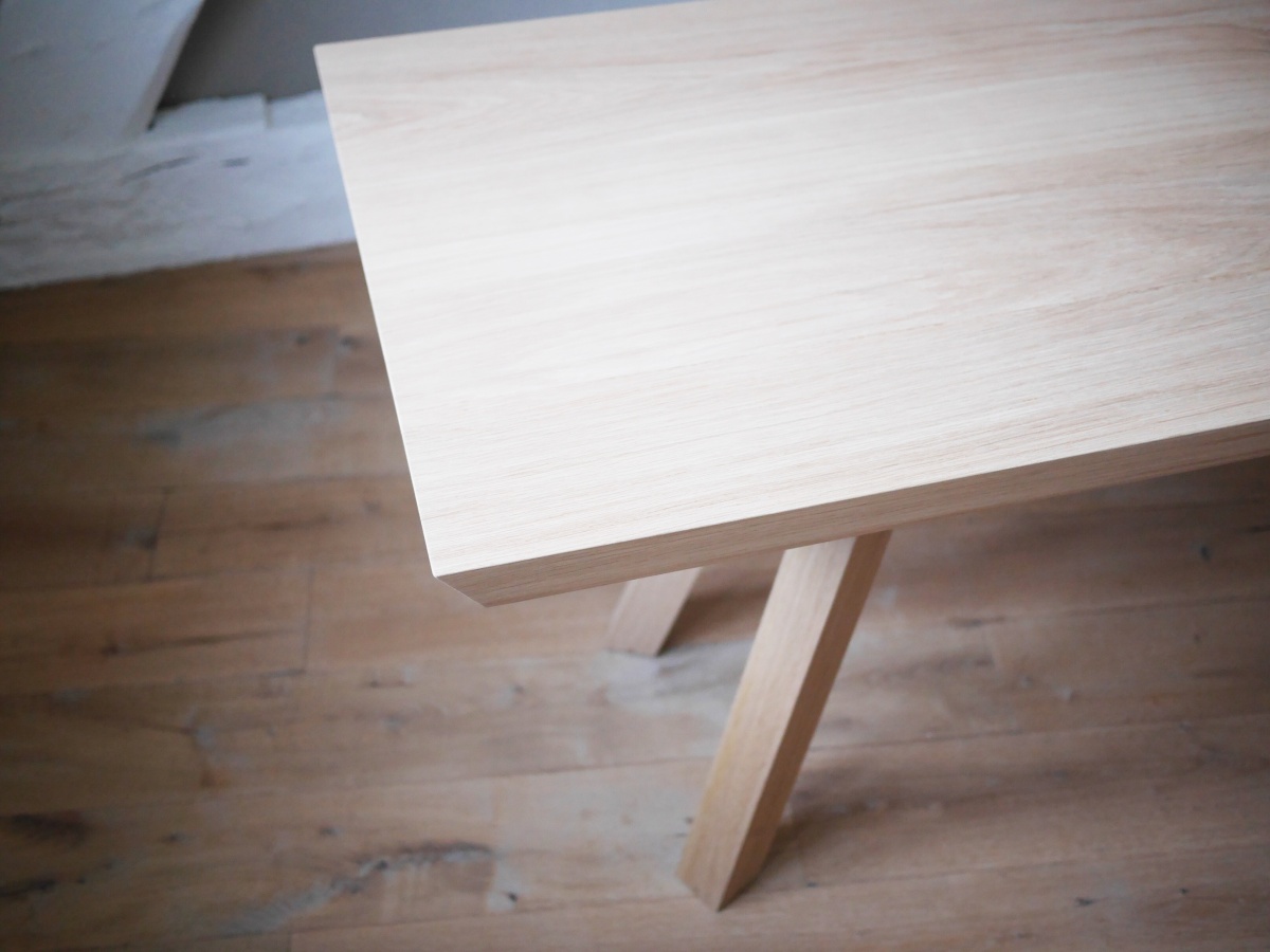 Table en ch�ne : IMG_0016r