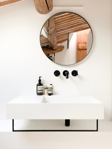 R�habilitation totale d'un appartement sous les toits dans le centre ville d'Aix : 4d198657-7632-41e0-8952-c3360b2db821.JPG