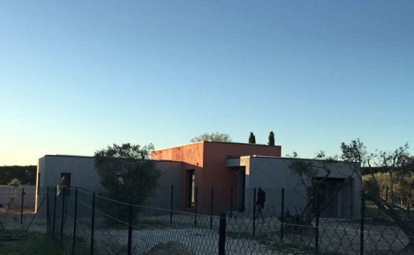 Maison avec toiture terrasse v�g�tale : capturedecran2015-12-01a11.07.21