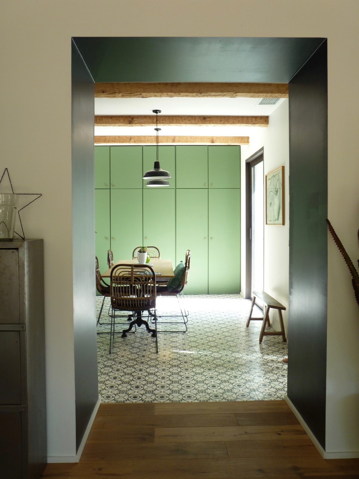 Transformation � deux maisons en une � : cuisine-repas-deco-architecture-design-azzaro-architecte