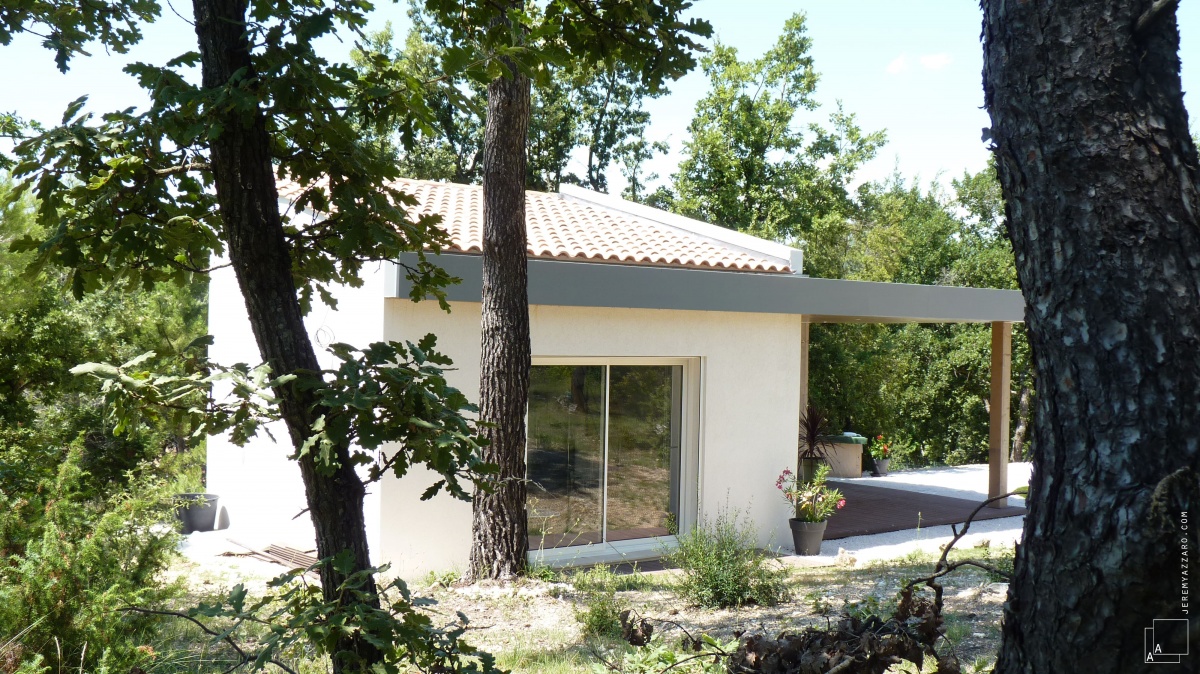 Cr�ation d�une d�pendance estivale � pavillon des pins � : cabanon-contemporaine-provence-pavillon-architecte-azzaro-min