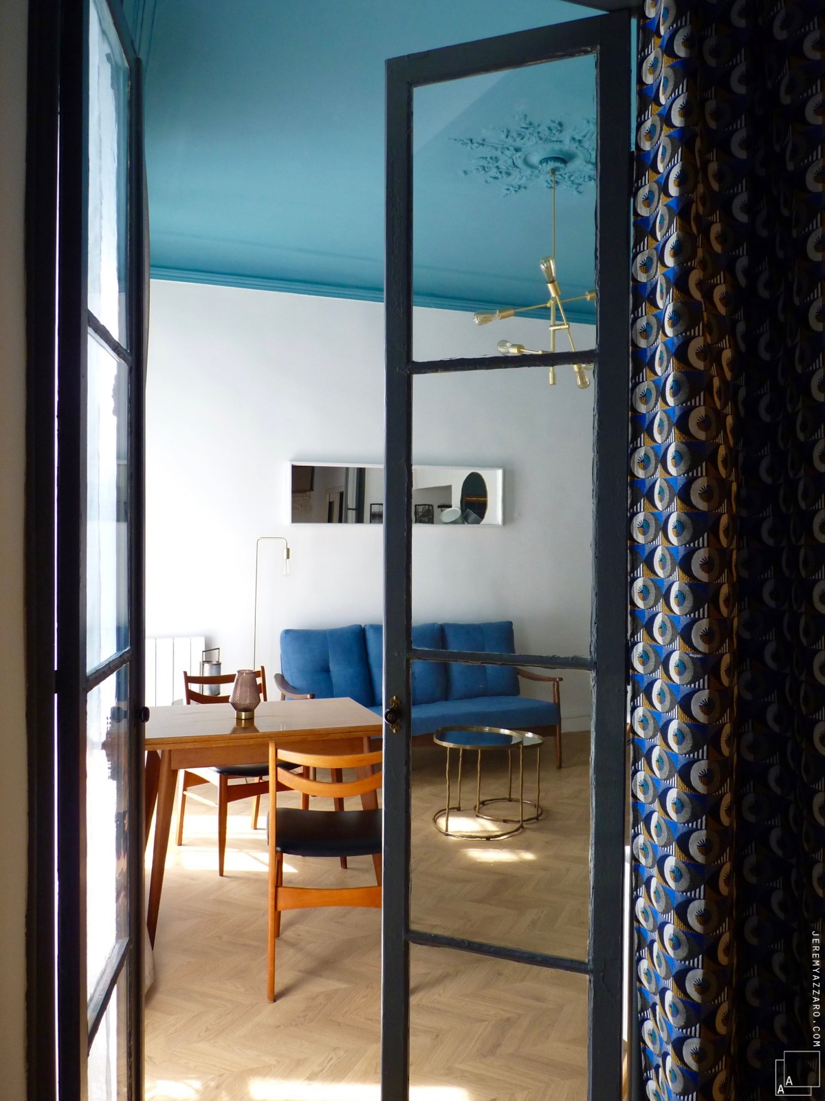 Cr�ation de deux appartements � angle deux vies � : fenetre-marseillaise-moulure-transformation-appartement-architecure-azzaro-min