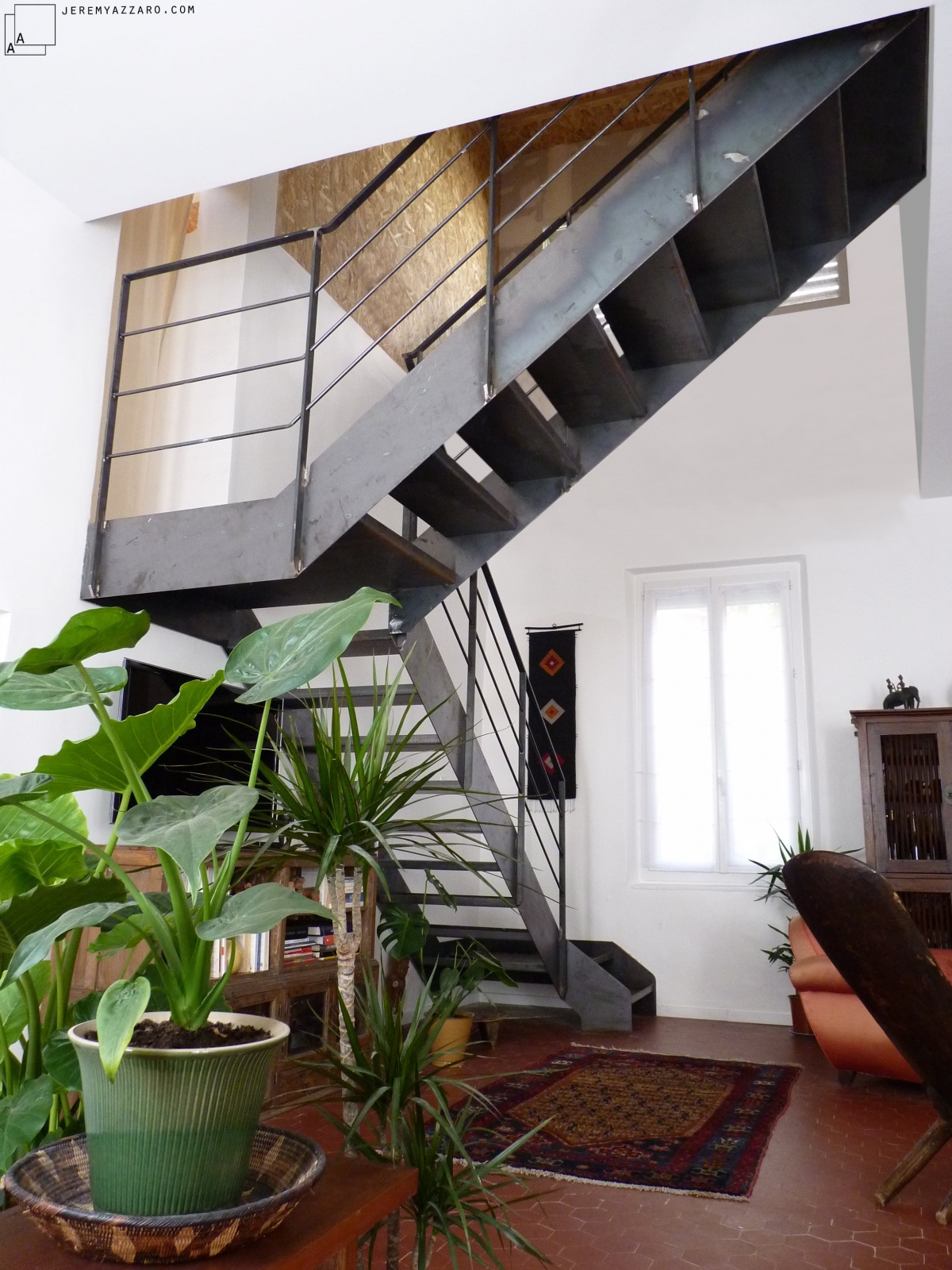 Sur�l�vation d�une maison de ville � les trois trios � : 02-min