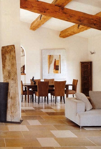 Maison contemporaine � Eygali�res : Salle � manger