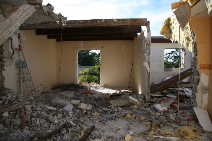 R�am�nagement Complet  d'une Villa sur deux niveaux : D�molitions en cours