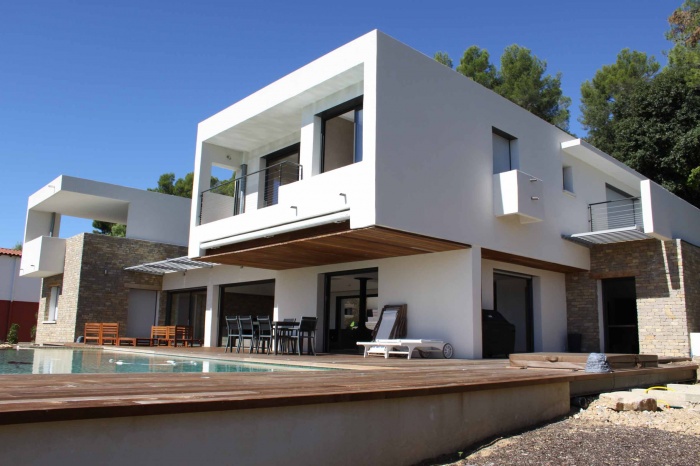 Villa & piscine � Montferrier (34)