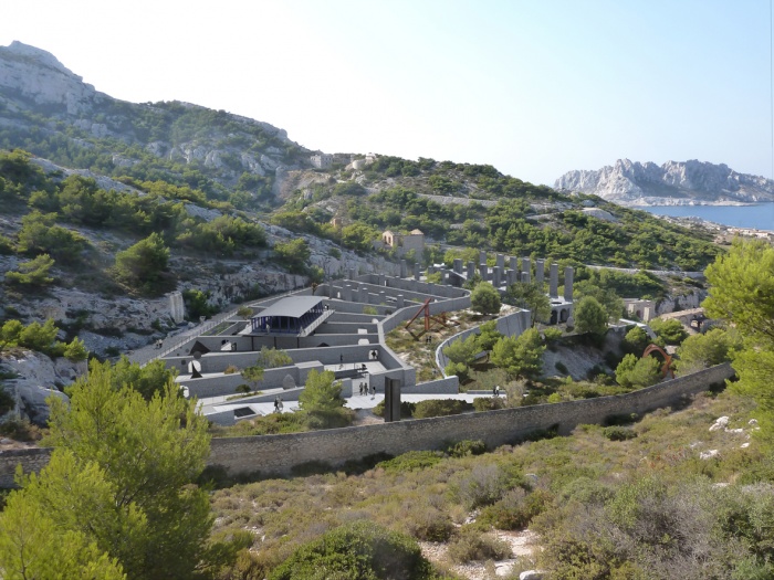 R�habilitation d'une friche industrielle : *BAS-INS N-v2-light