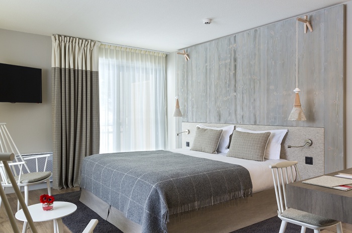 H�tel_H : HD8A4137