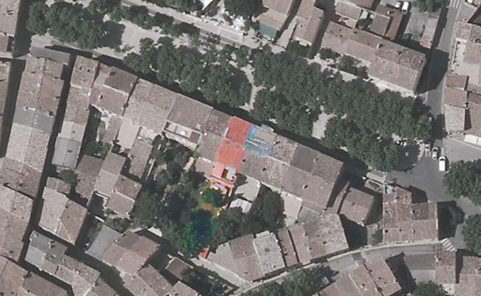 Sur�l�vation d'une Maison de Village : masse-surelevation-maison-combles-loft-terrasse-tropezienne-azzaro-architecte