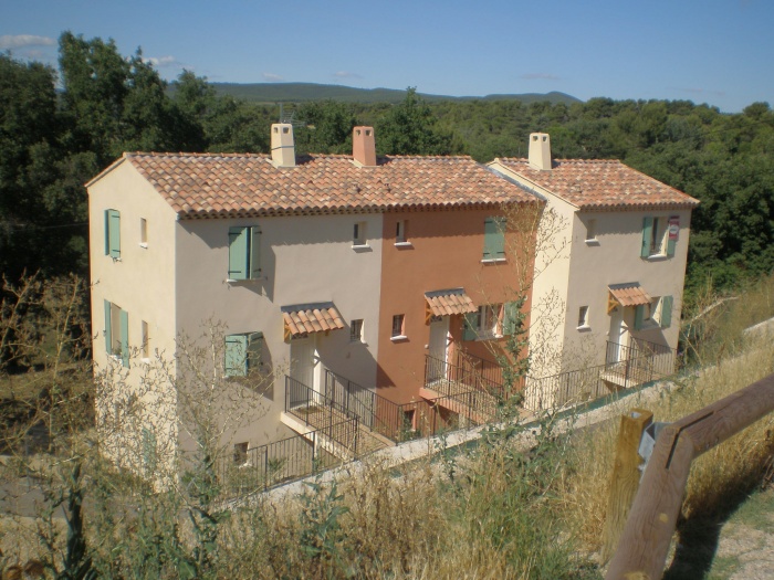 Habitat bon march� : P1010100.JPG