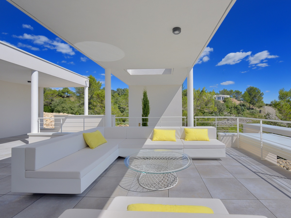 ANCR�E DANS LA ROCHE : 05-TERRASSE